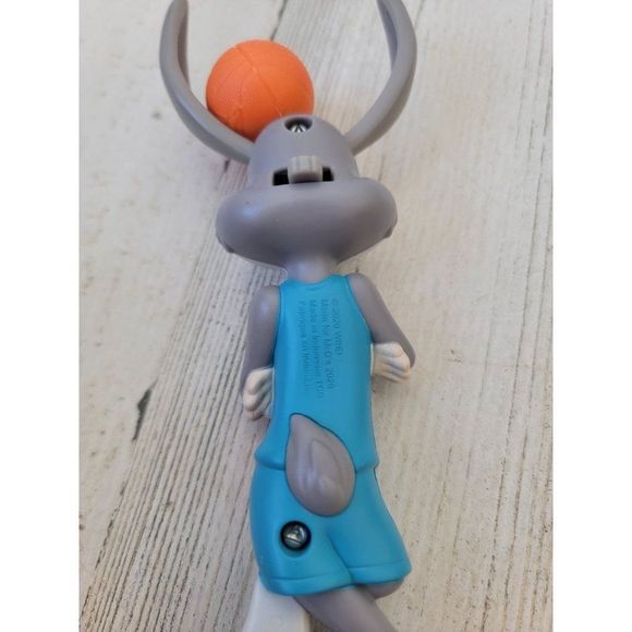 Bugs Bunny McDonald's 2022 tune squad space jam toy - Picture 5 of 6